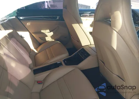 2018 Porsche Panamera 4 из США, поврежденный, VIN WP0AA2A75JL101673